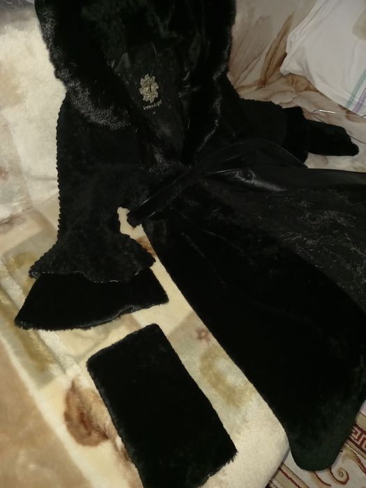 Продам шубку  натуральную