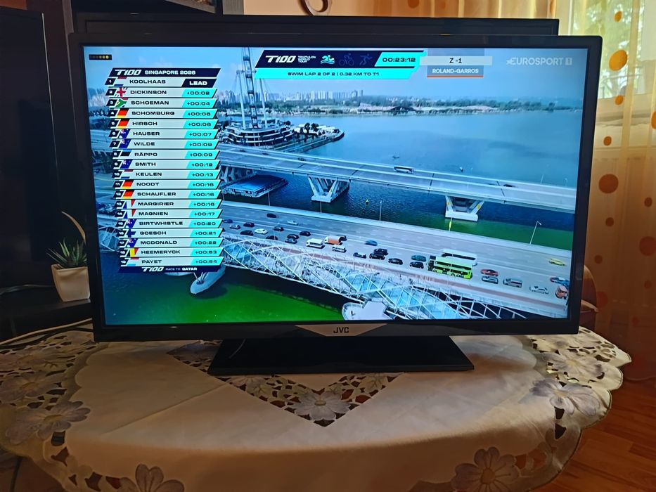 2TV led smart  Jvc și Panasonic diagonala  81cm.