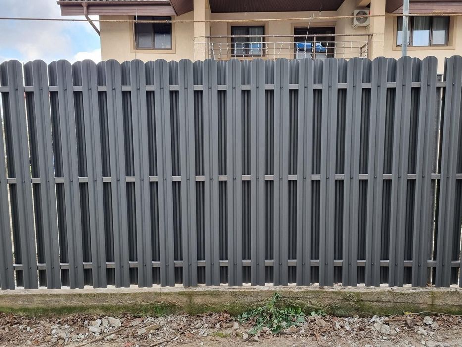 Garduri și porți stil jaluzele șipcă metalica tabla cutata