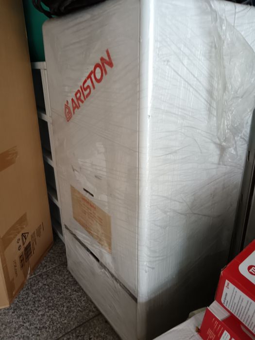 Газов котел:Аристон