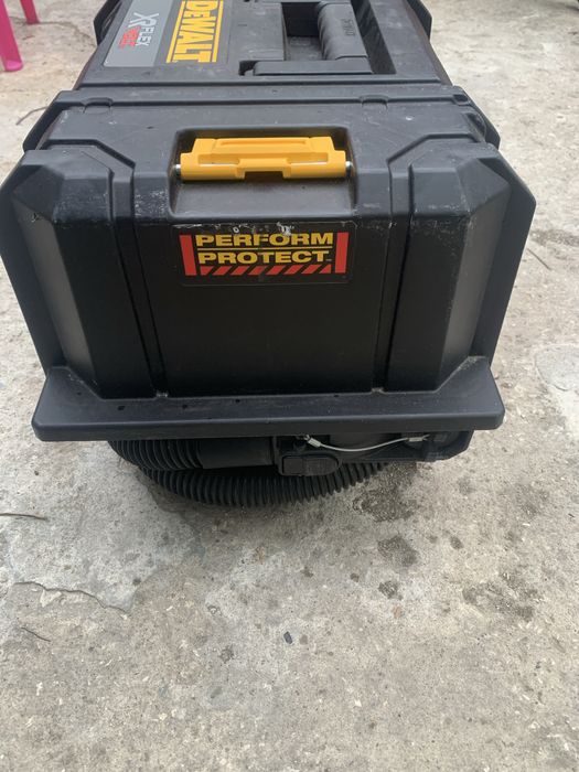 DeWALT DCV 586 M/ безчеткова прахосмукачка/54V/