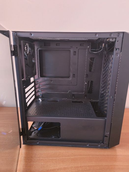 Компютърна кутия MUSETEX Y4 M-ATX