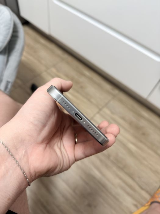 Iphone 16 pro max 256 alb