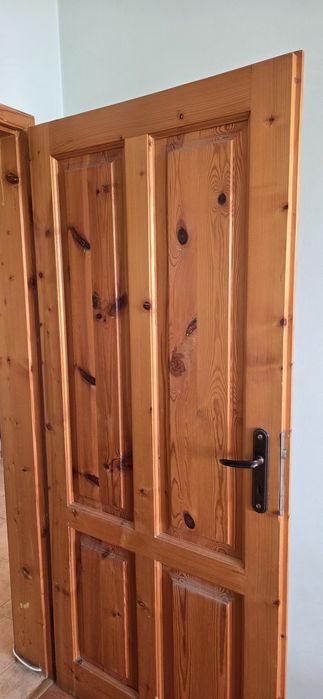 Масивни чамови врати