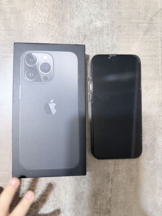 Продам Iphone 13 pro