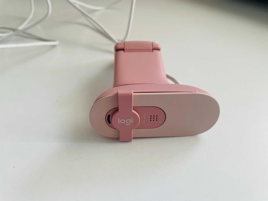 Camera web Logitech Brio 100, Full HD Noua