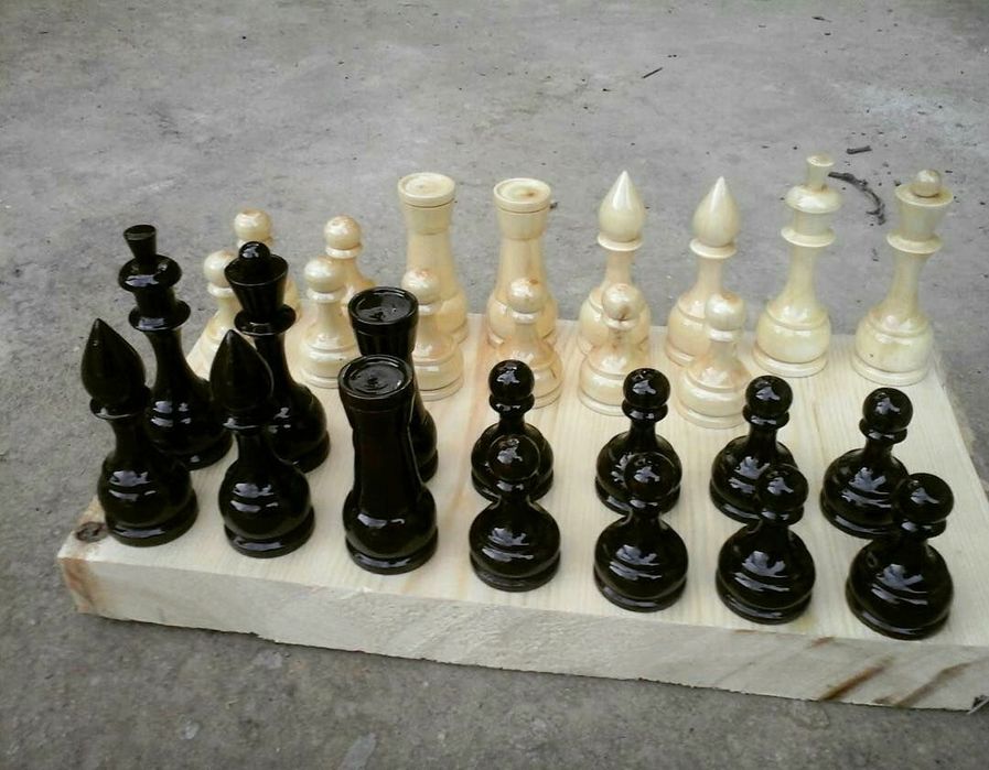 Шахматный фигура из дерево  глянцвый матовый полу матовый