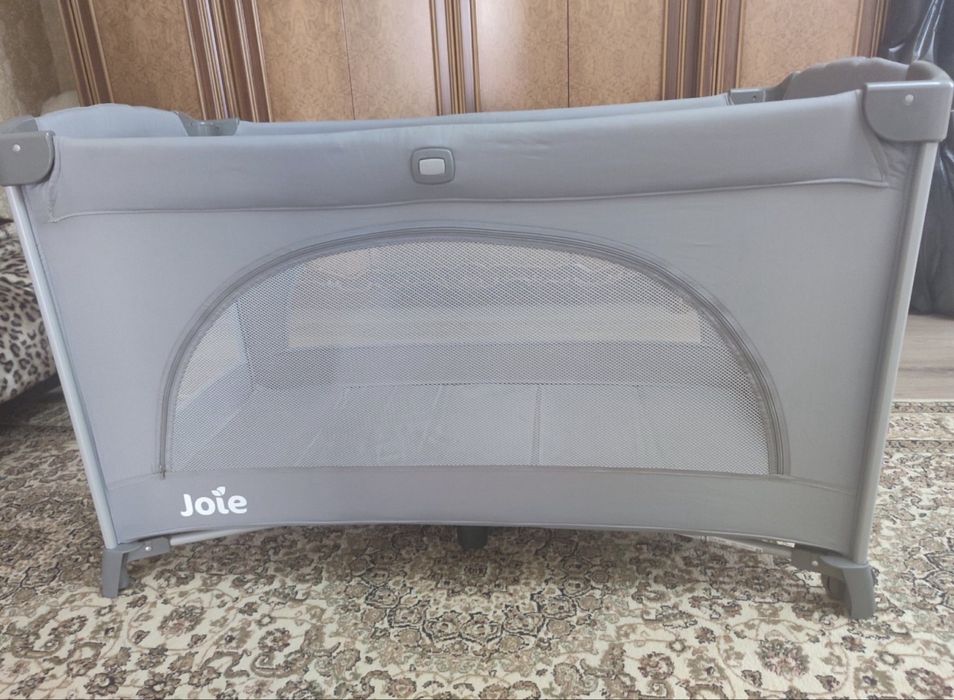 Детская кроватка манеж Joie