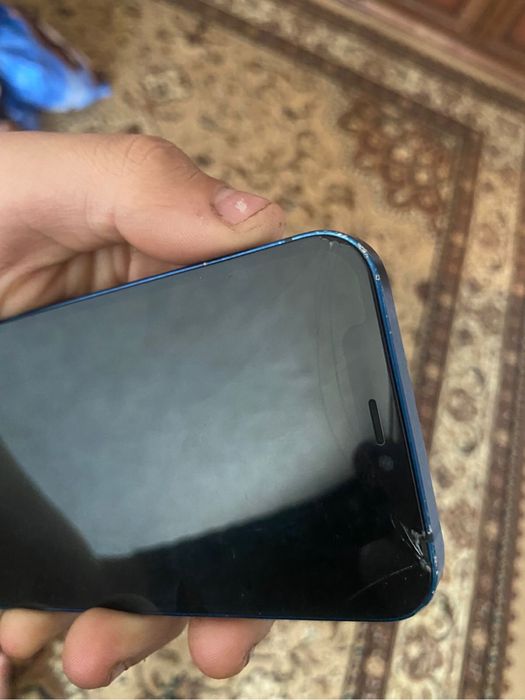 продам срочно айфон 12