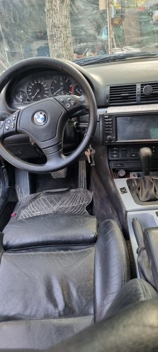 Vând bmw e46    ofer fiscal
