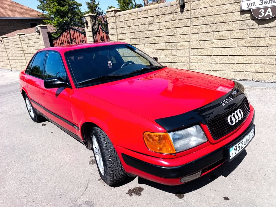 Продам Ауди 100с4