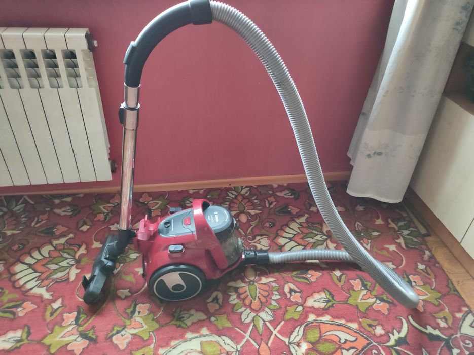 Продам Немецкий пылесос Bosch