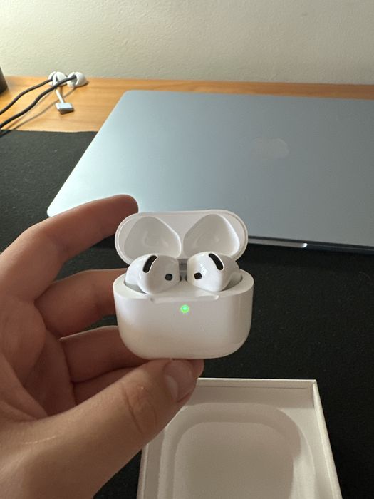 Apple AirPods gen4 (Noi)