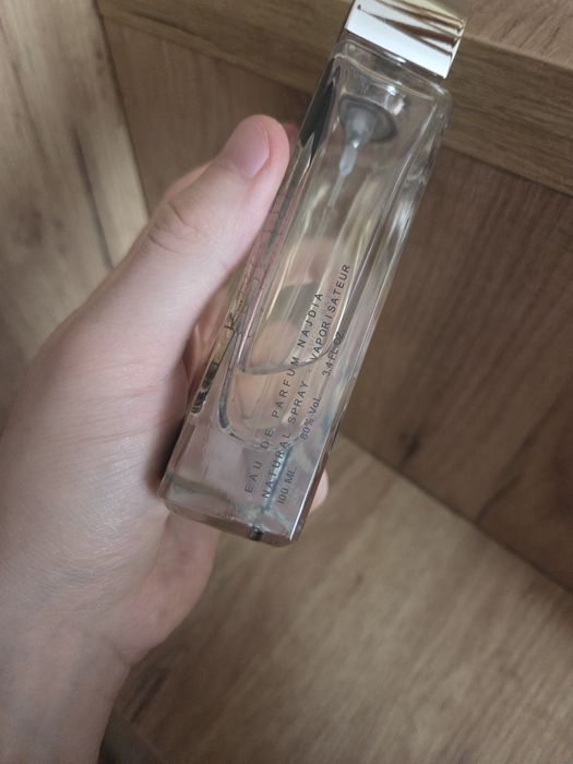 Продавам оригинални парфюми