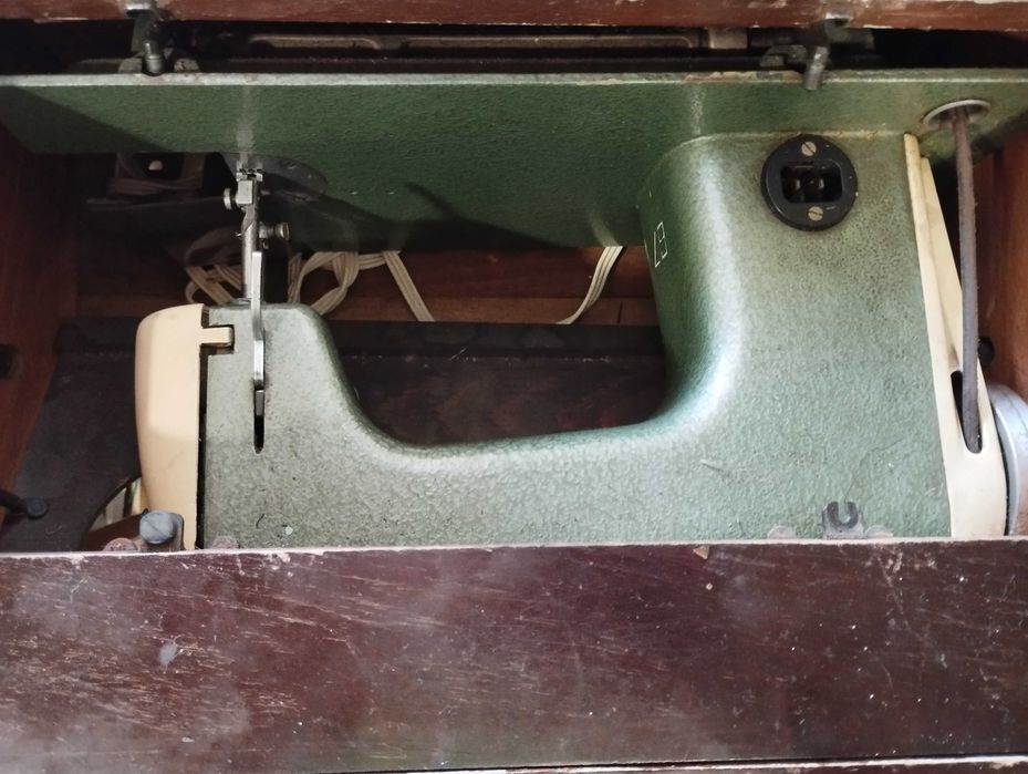 Mașină de cusut 1974