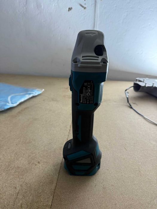 Polizor unghiular Makita DGA513Z