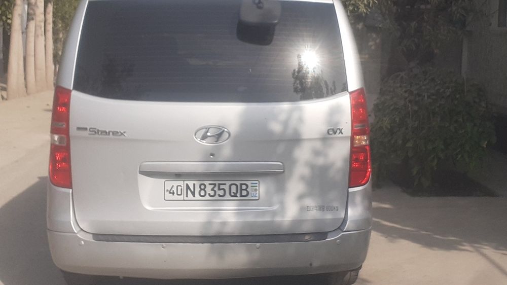 Хюндай старекс сотилади