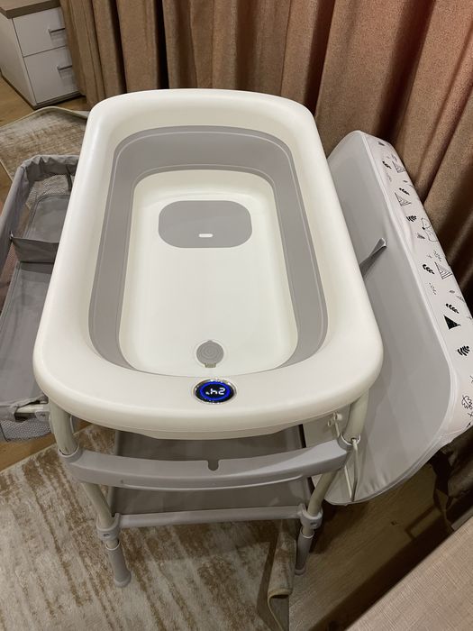 Ванночка + пеленалтный столик