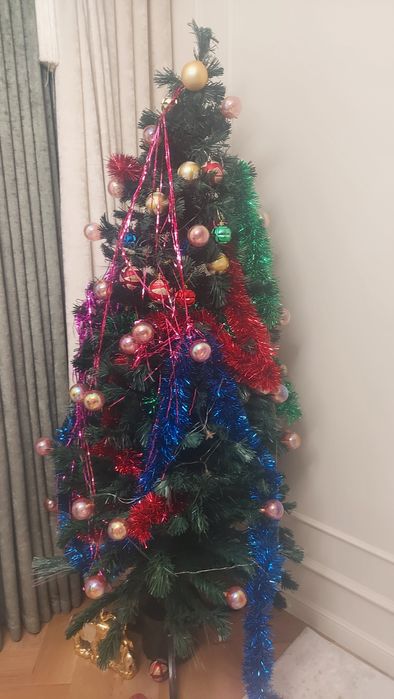 Ёлка искусственная