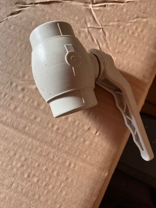 Всякакъв вид нови PVC водопроводни части( -20% от пазарната цена)