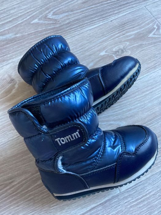 Зимние сапоги дутыши