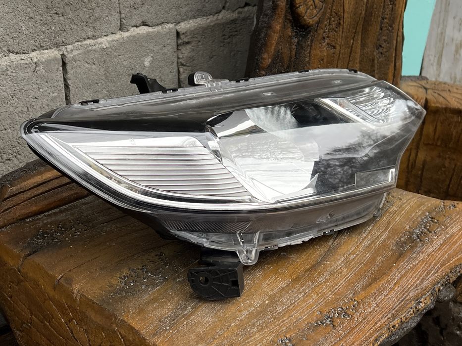 Honda Jazz 2019 десен фар 18-20