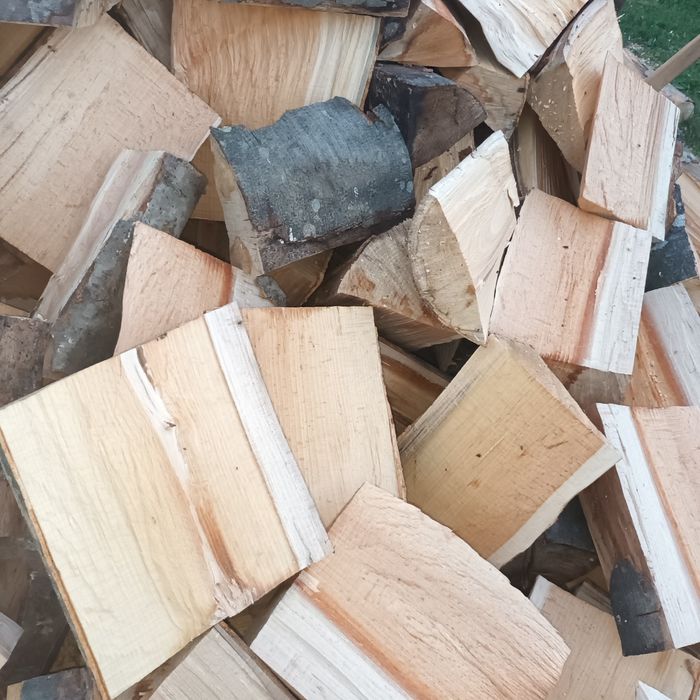 Lemne de foc fag capete uscate sau verzi 600.lei tona