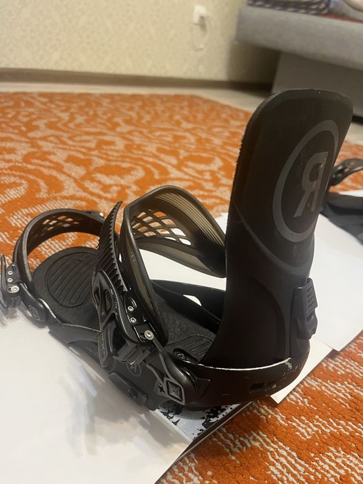 Сноуборд с креплениями Ride