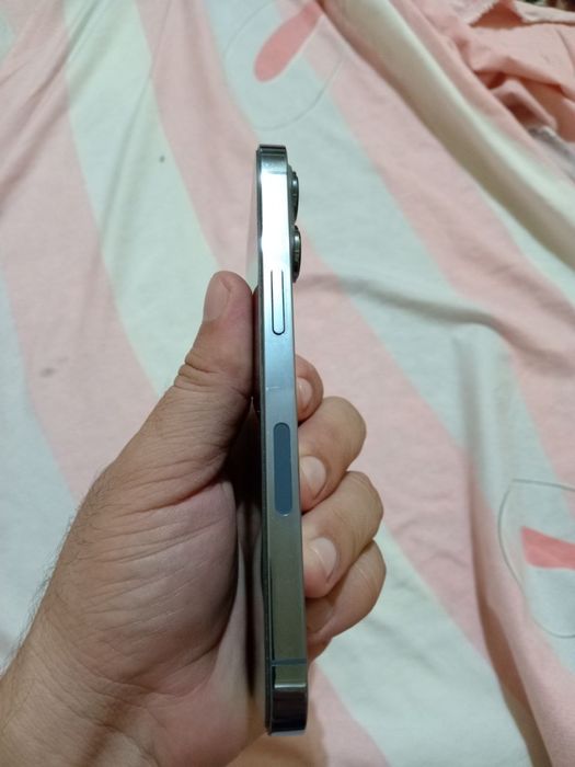 Iphone 13 pro blue