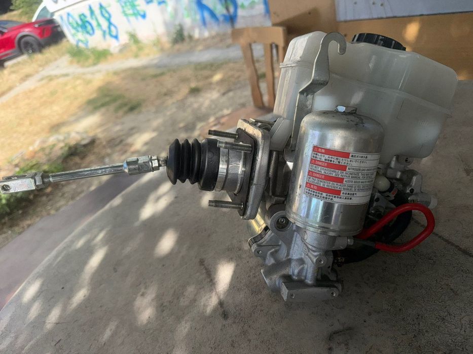 ABS модул Тойота Land Cruiser J 150