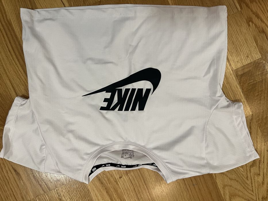 Бала оригинална тениска на nike