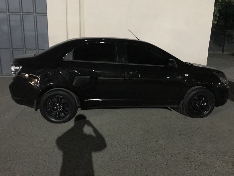 Cobalt sotiladi Qora