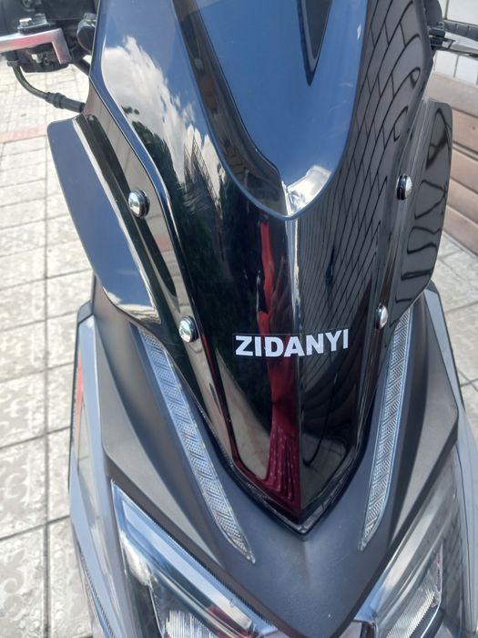 Скутер ZIDANYI 49 CC