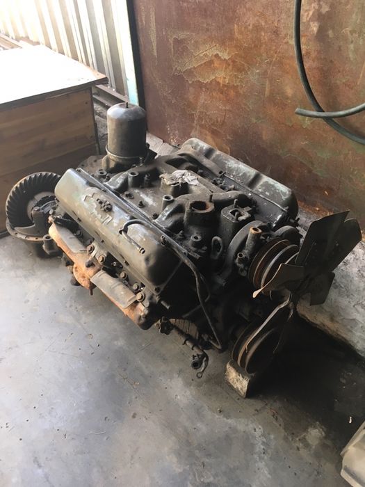 Продаю мотор Зил