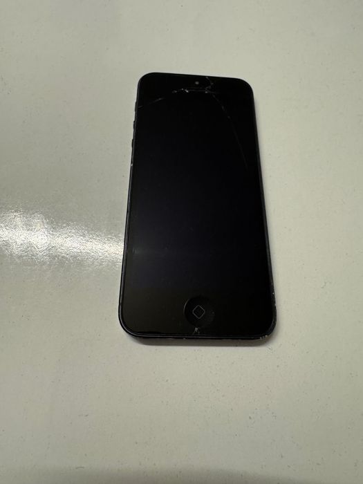 използвани iPhone за части.