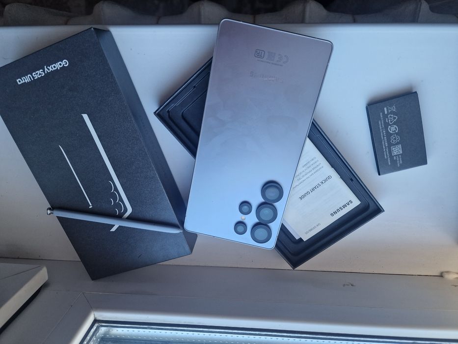 Продам или обменяю Самсунг S25 ultra