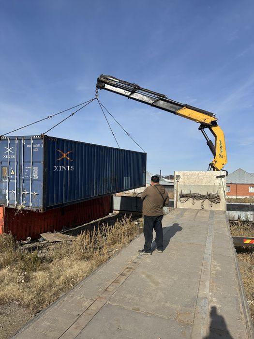 Манипулятор контейнеровоз