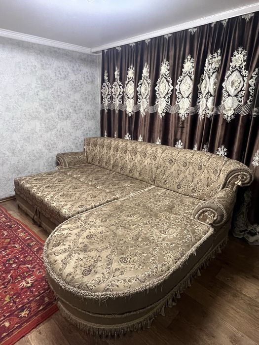 Диван мягкий мебель