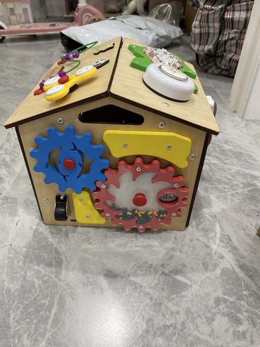 Детские игрушки.