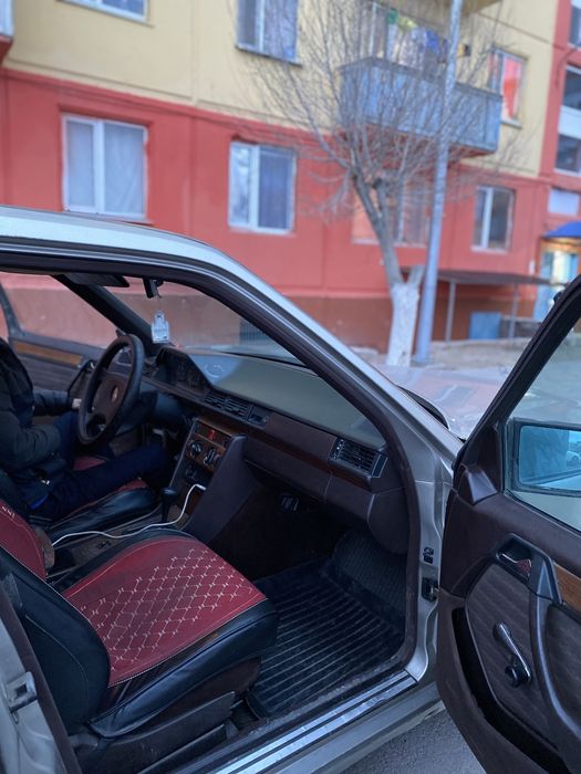 Продается Машина Mersedes Benz230 паук1992