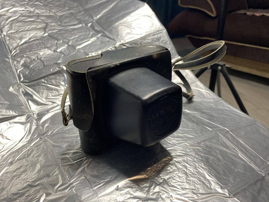 Продам фотоаппарат «зенит»