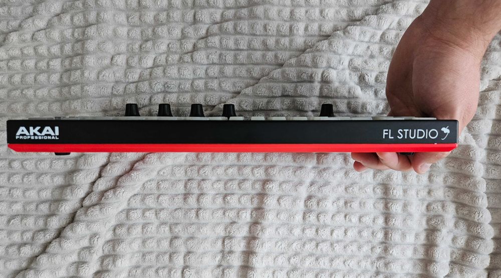 Controller Midi Akai Professional Fire pentru FL Studio