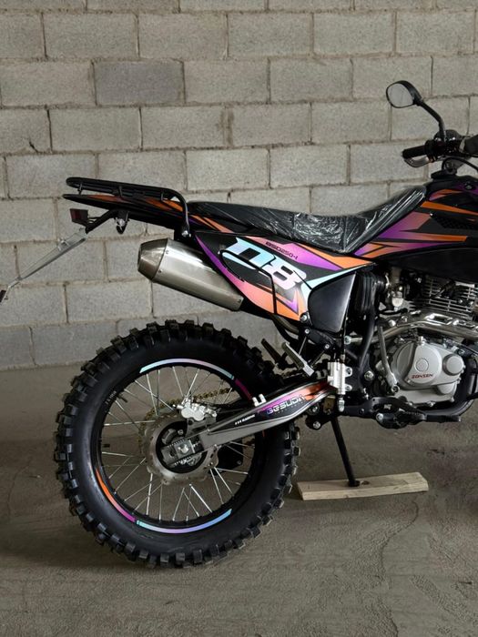 Besuda 08 Zonsen мотоцикл