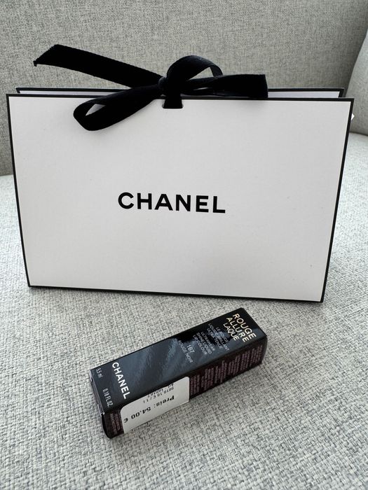 Chanel Rouge Noir - гланц за устни