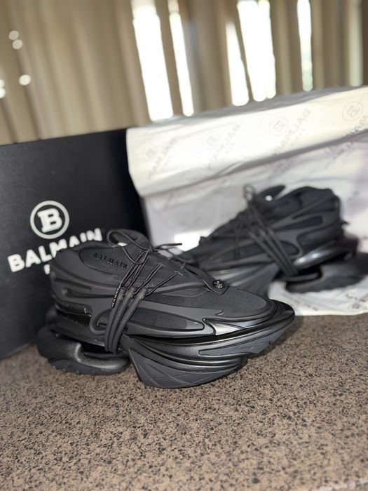 Balmain Unicorn Negrii