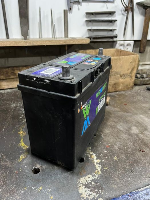 Продам аккумулятор для авто