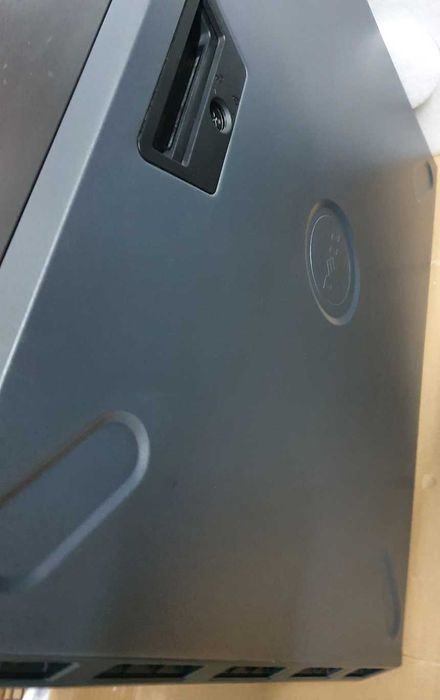 Dell PowerEdge T430 8x 3.5"- NAS / HomeLab Tower сървър