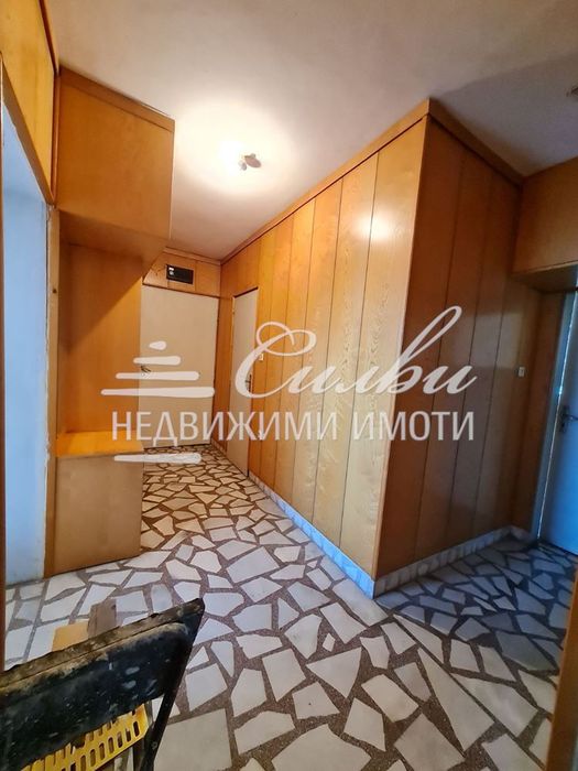 Продава се Тристаен апартамент в Шумен, Болницата - 97 кв.м за 973 €/кв.м - Снимка #7