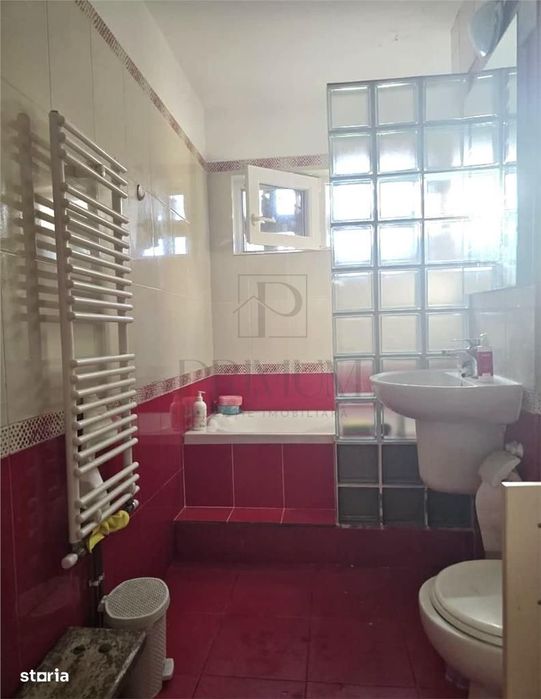 Circumvalatiunii - Parter - 3 Camere - Balcon - Centrala Proprie - Rul