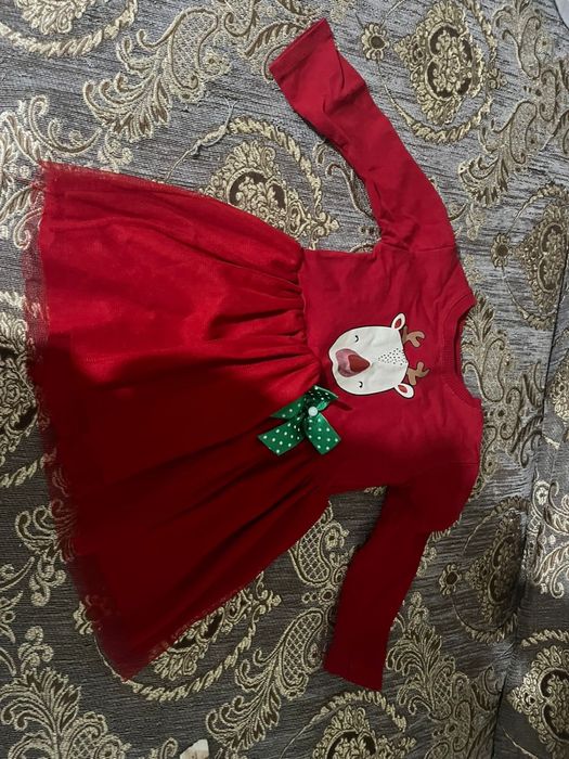 Егіз қыздарға арналған киімдер